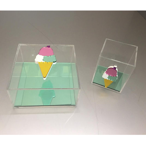 Clear Plexiglass Ice Cream - Green
